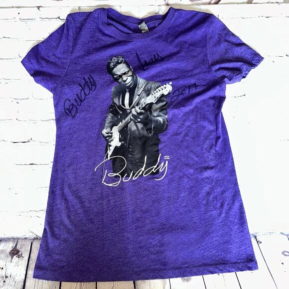 Women’s Concert Tshirt Buddy Guy Legends 2017 Autographed Purple - Picture 1 of 8